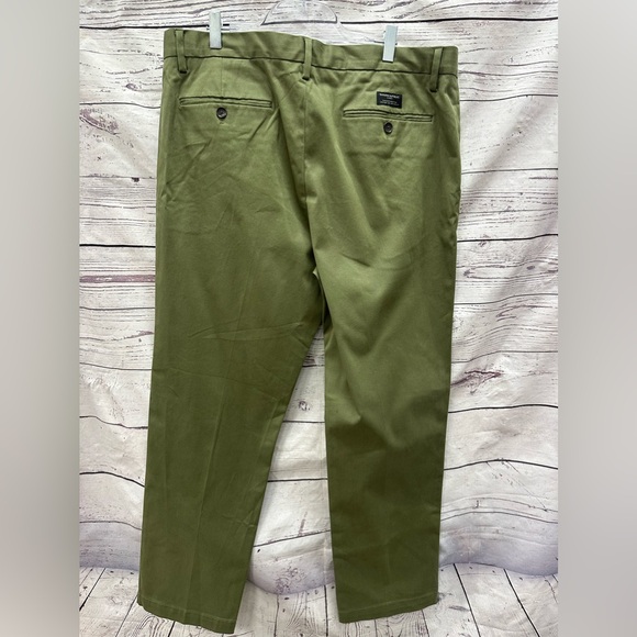 Banana Republic Olive Aiden Slim Fit Chino Size 36x32 - Picture 3 of 3
